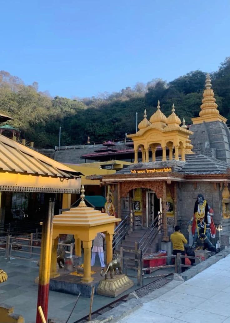 Shri Pitambara Peeth, Datia