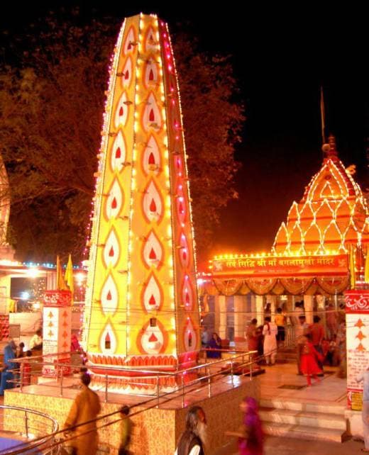 Temple courtyard and devotee gathering